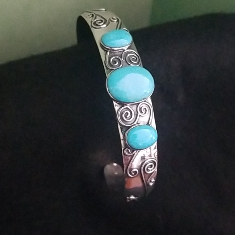 Turquoise and sterling silver cuff NWT